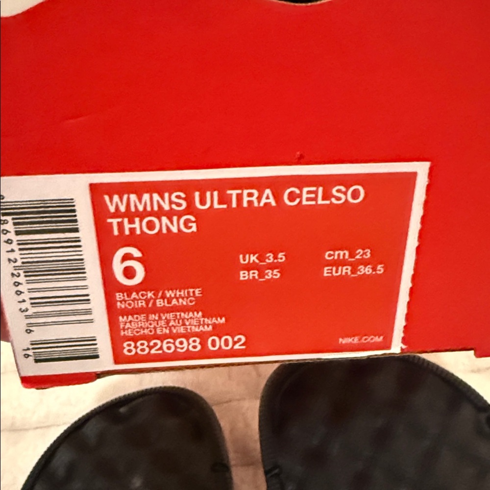 Nike Ultra Celso Thong Black and White Patterned Sandals - Picture 4 of 4